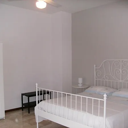 ベッド・アンド・ブレックファスト Sant'ermete 3*